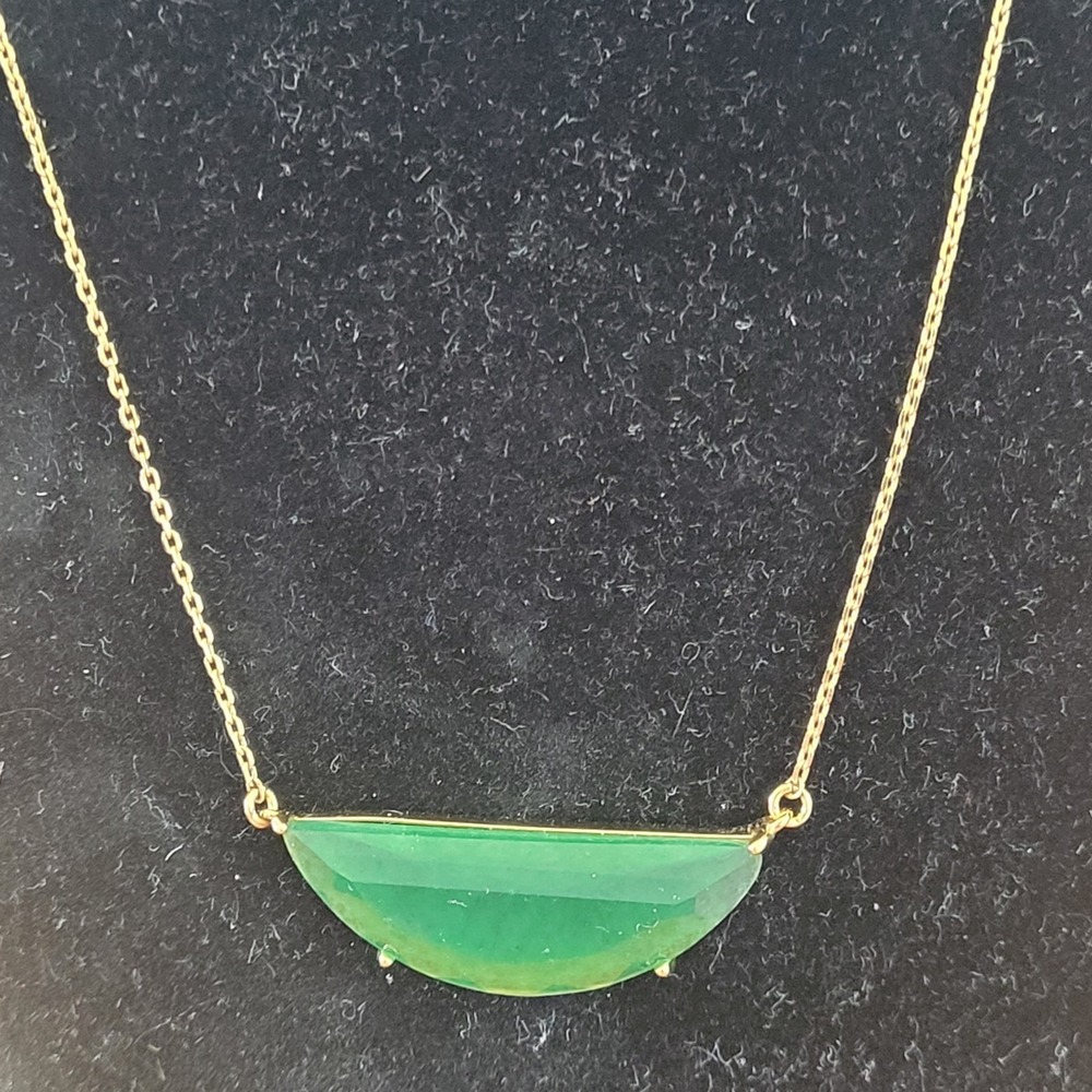 Faceted Green Crescent Moon Pendant Necklace Silver Tone Half Circle Chain